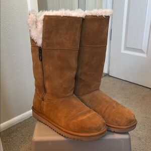 Cozy Tan Suede Boots with Faux Fur Lining
